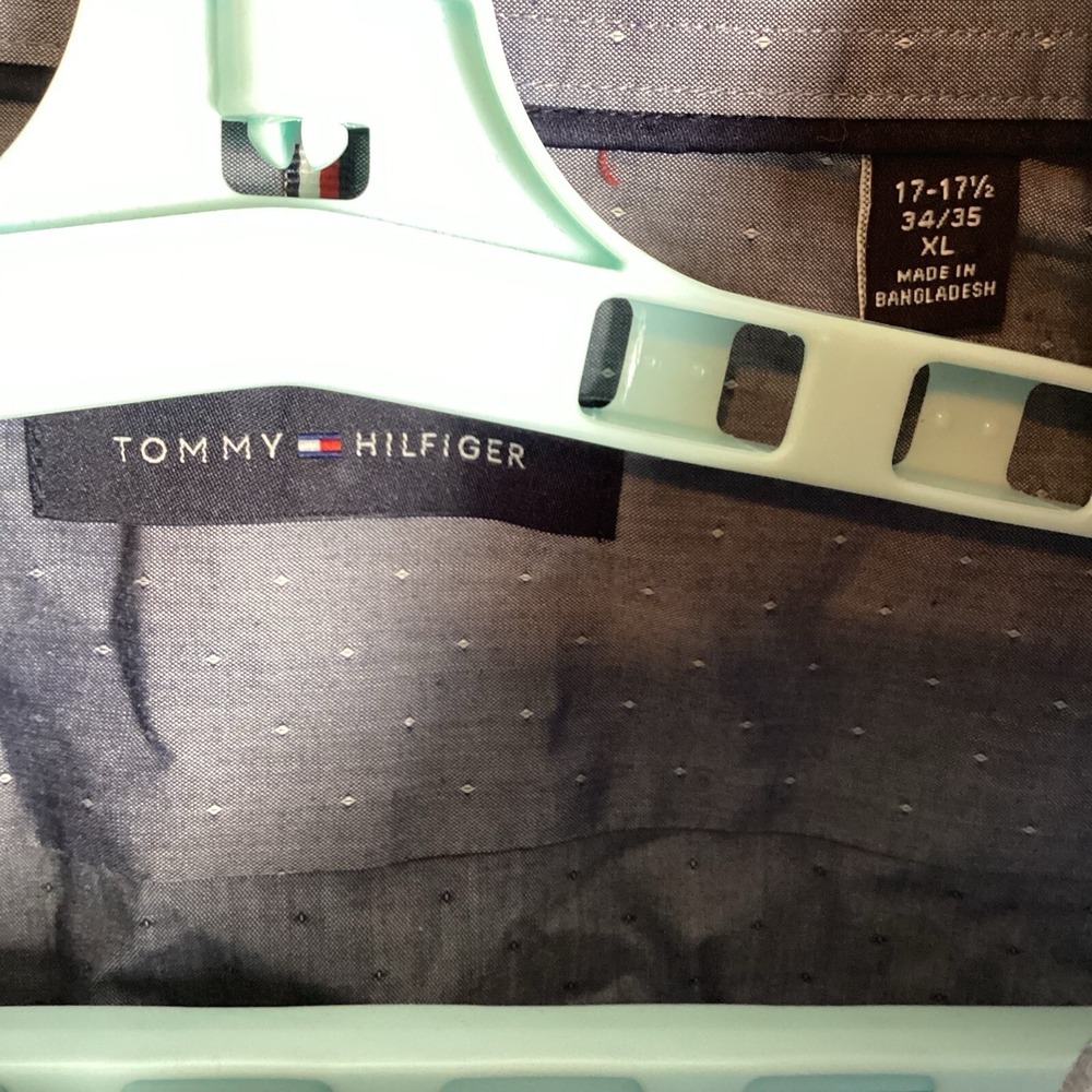 Tommy Hilfiger Mens Short Sleeve Button Up Shirt Sz XL 17-17.5 34/35 Excellent - Picture 2 of 7